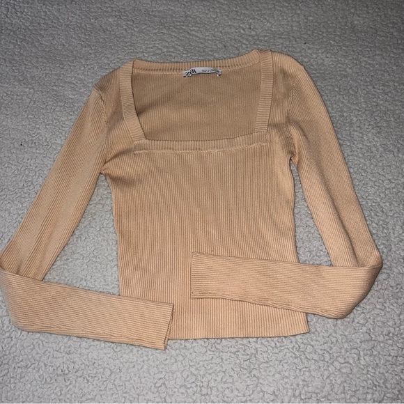 zara - Picture 3 of 6